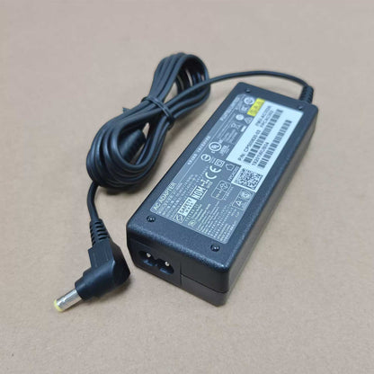 Fujitsu A11-065N5A 65W Laptop Charger 19V 3.42A with 5.5mm × 2.5mm Connector