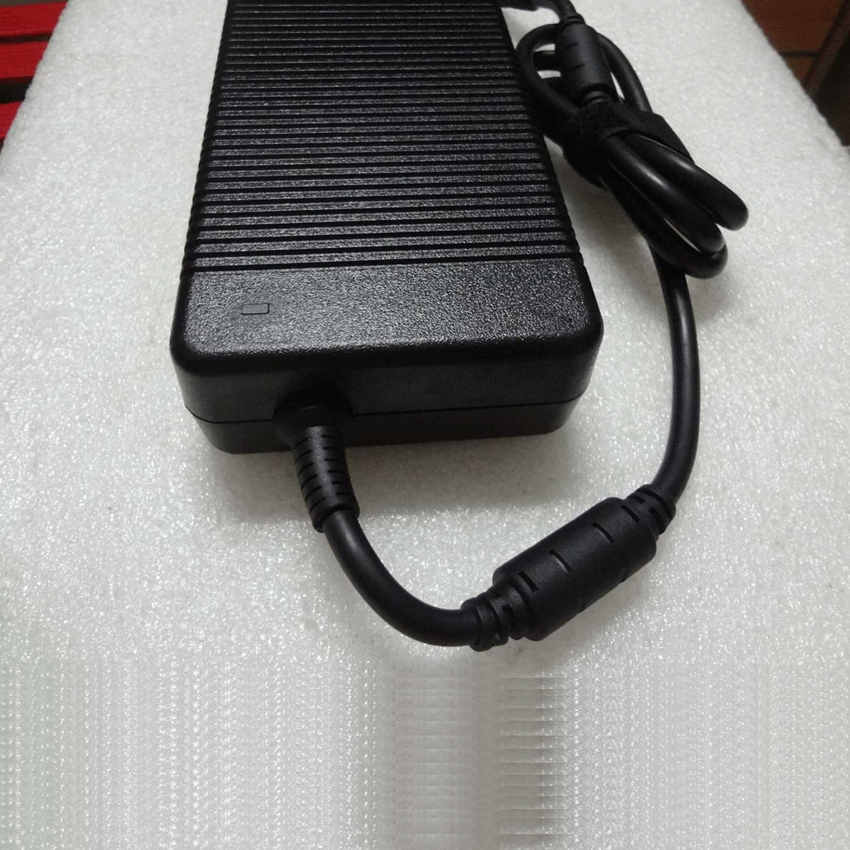 Original LITEON PA-1331-90 330W Charger for MSI Creator P50 13th RTX 3060